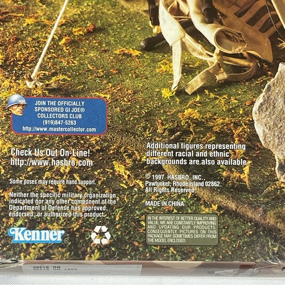 G.I. Joe Classic Collection D-Day Salute 1997 Kenner Limited Edition - Picture 13 of 16